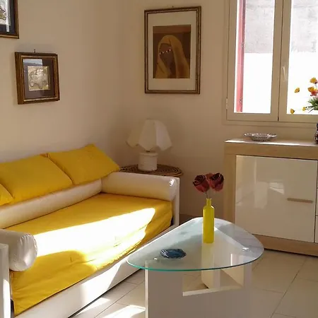Sasinae - Via 9 Ferienhaus Torre Lapillo